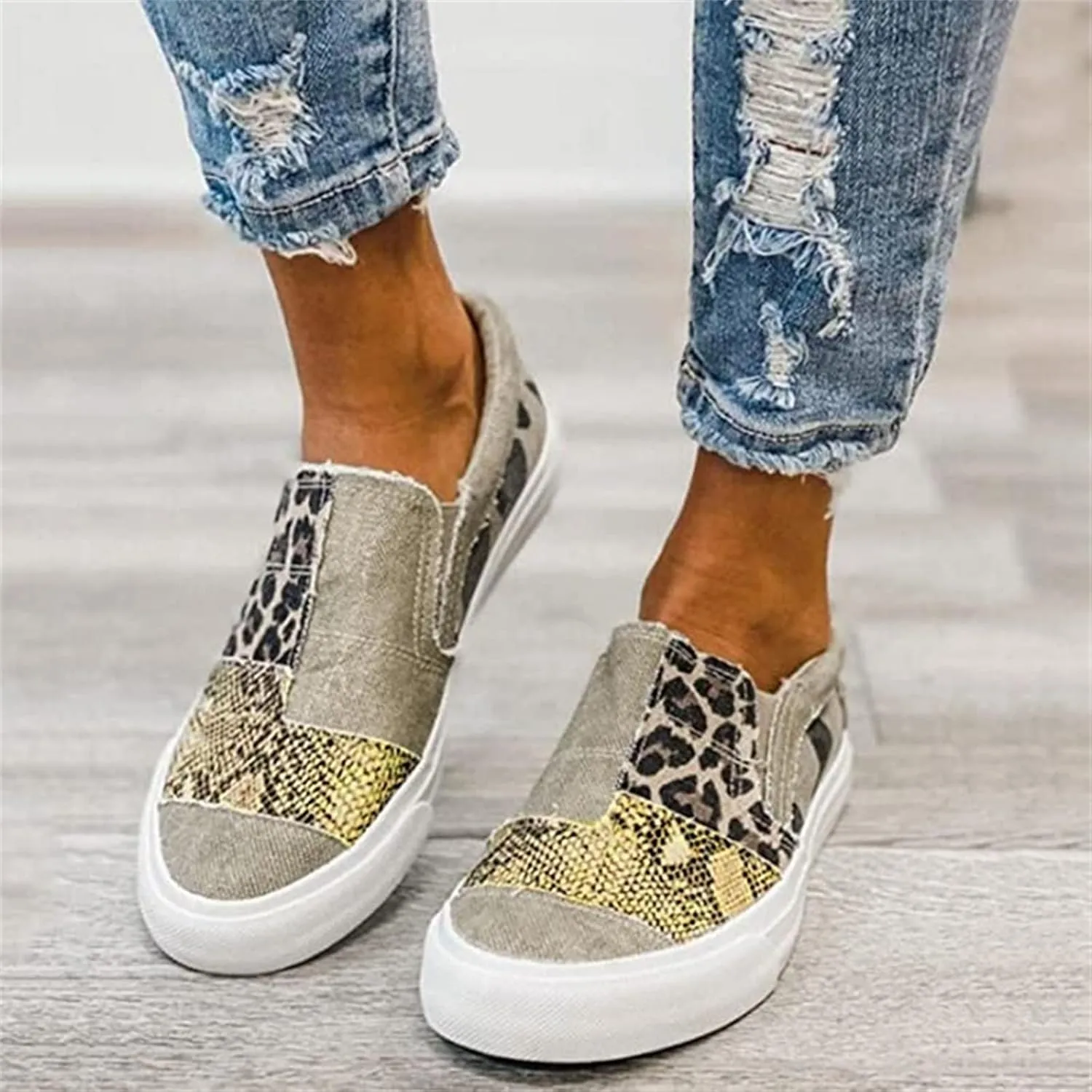 Lausiuoe Shoes For Women Sneakers Cute Slip On Canvas Loafers Fashion Casual Soft Comfort Non-Slip Flat Walking Shoes
