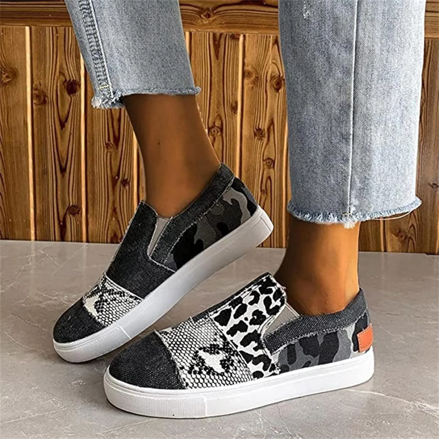 Lausiuoe Women's Fashion Sneakers Slip On Low Top Canvas Shoes Casual Soft Lightweight Comfortable Walking Flat Loafers