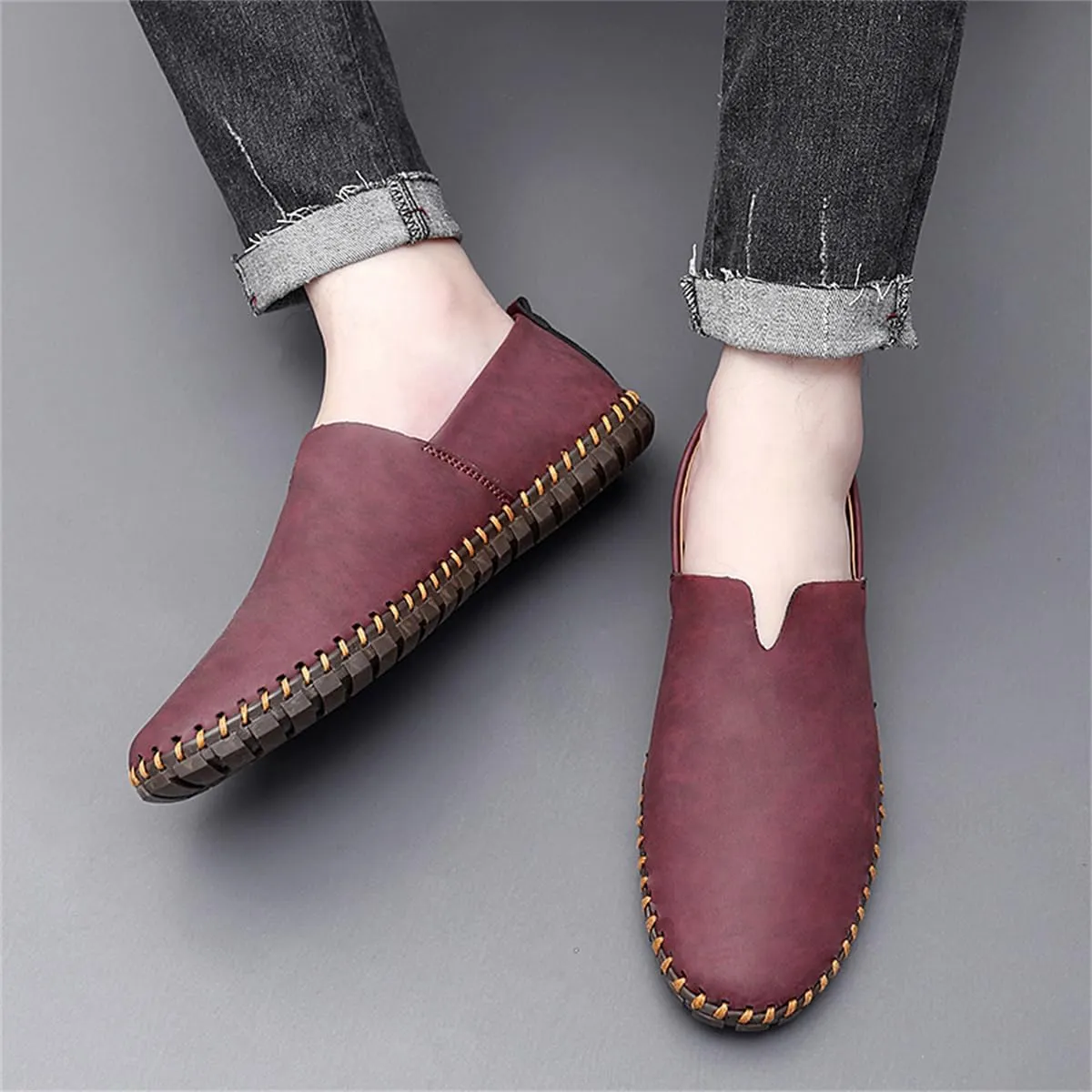 Men Leather Handmade Loafer Shoes Slip On Soft Fashion Round Toe Flats Non-Slip Walking Driving Shoes for Men