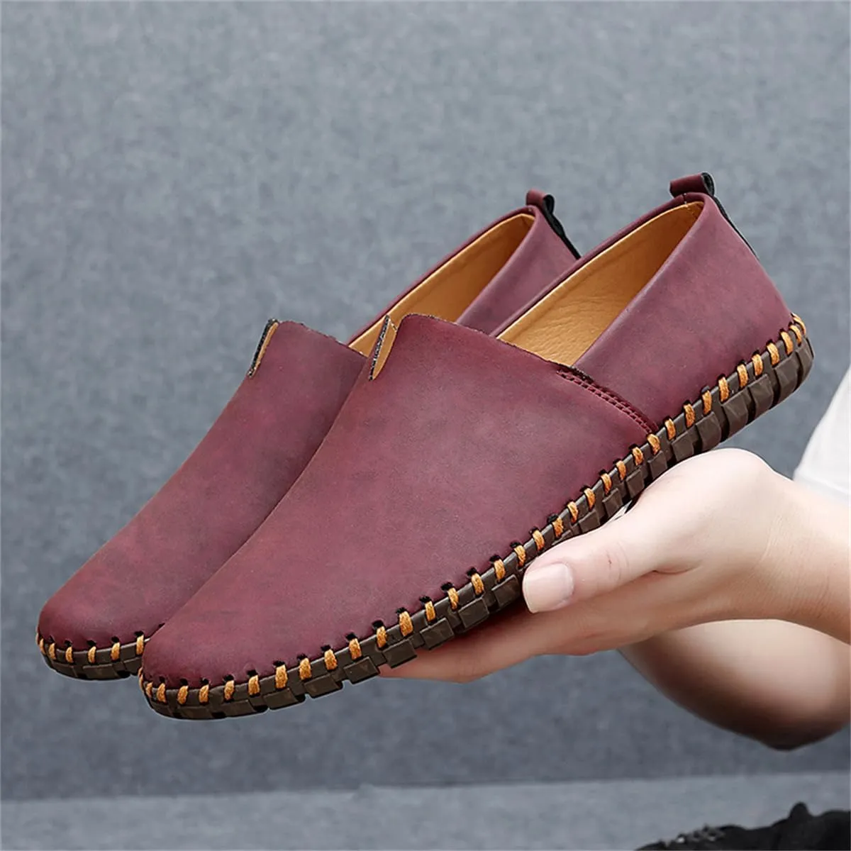Men Leather Handmade Loafer Shoes Slip On Soft Fashion Round Toe Flats Non-Slip Walking Driving Shoes for Men