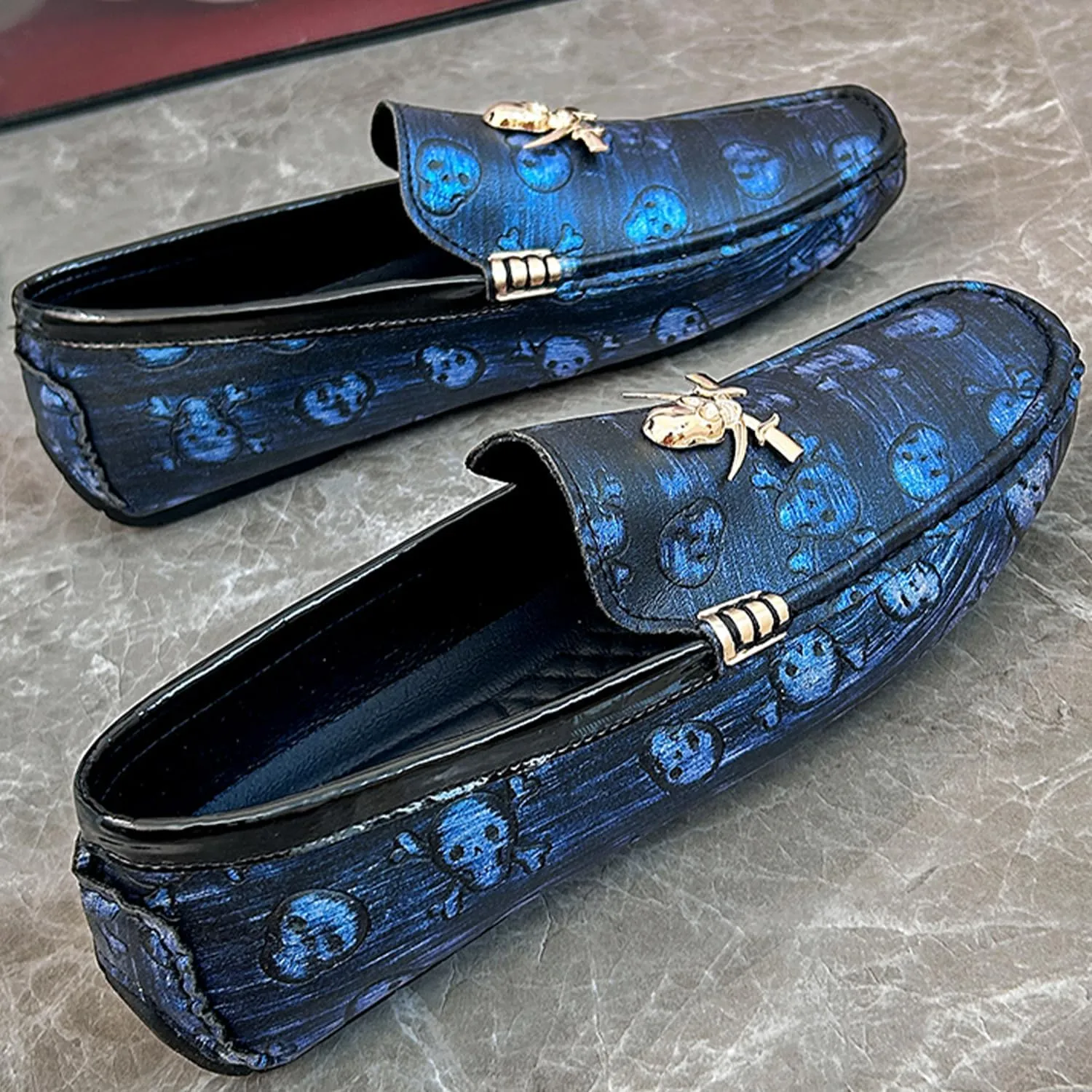 Men's Driving Loafers Moccasins Slip On Loafers with Skull Pattern Metal Ornaments Soft Arch Support Black Penny Loafers for Men