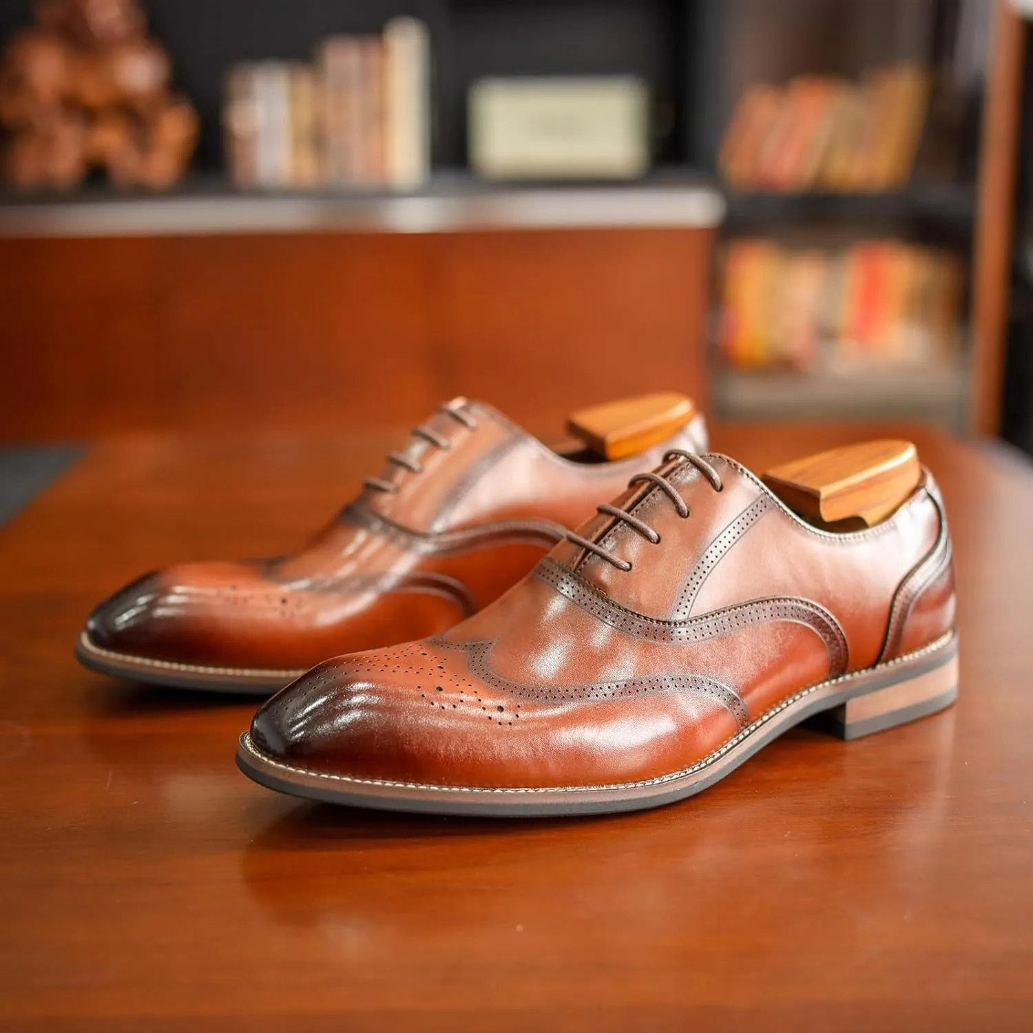 Mens Lace-Up Wingtip Oxford Shoes Business Formal Derby Lightweight Leather Shoes