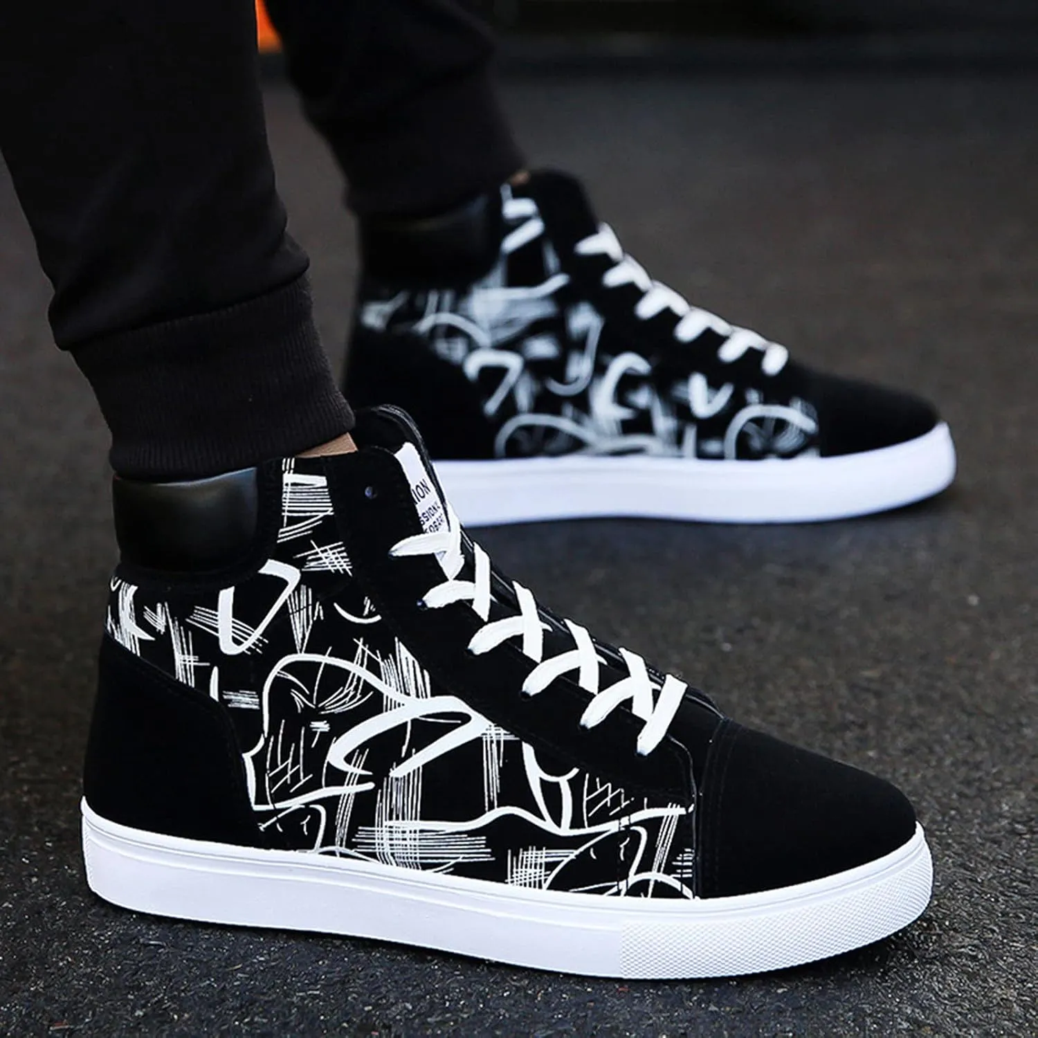 Men's Non Slip Barefoot Minimalist Shoes Comfortable Breathable Slip on Sneaker Convenient Elderly Slip on Shoes