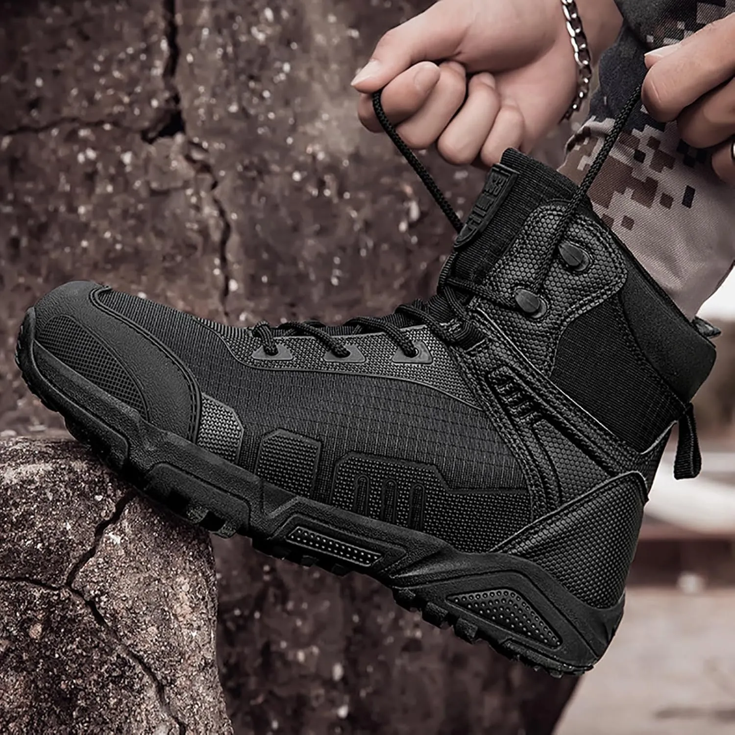 Military Combat Desert Boots, Men Leather Side Zip Desert Combat Boots with Sports Socks Breathable Jungle Hiking Boots Waterproof Tactical Boots