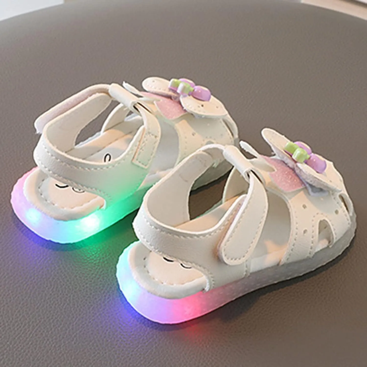 Toddler Baby Girls Cute Light Up Sandals Soft Sole Closed Toe Comfortable Luminous Sneakers Princess Sweet Shoes