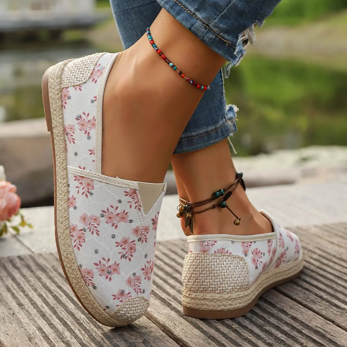 Women's Loafers Slip on Shoes, Low Top Canvas Embroidered Sneakers Non Slip Fashion Casual Shoes