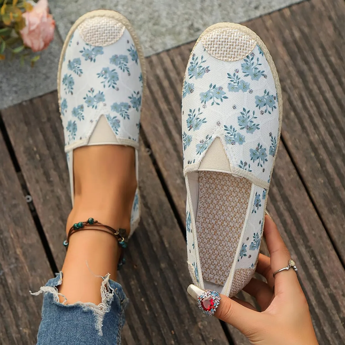 Women's Loafers Slip on Shoes, Low Top Canvas Embroidered Sneakers Non Slip Fashion Casual Shoes