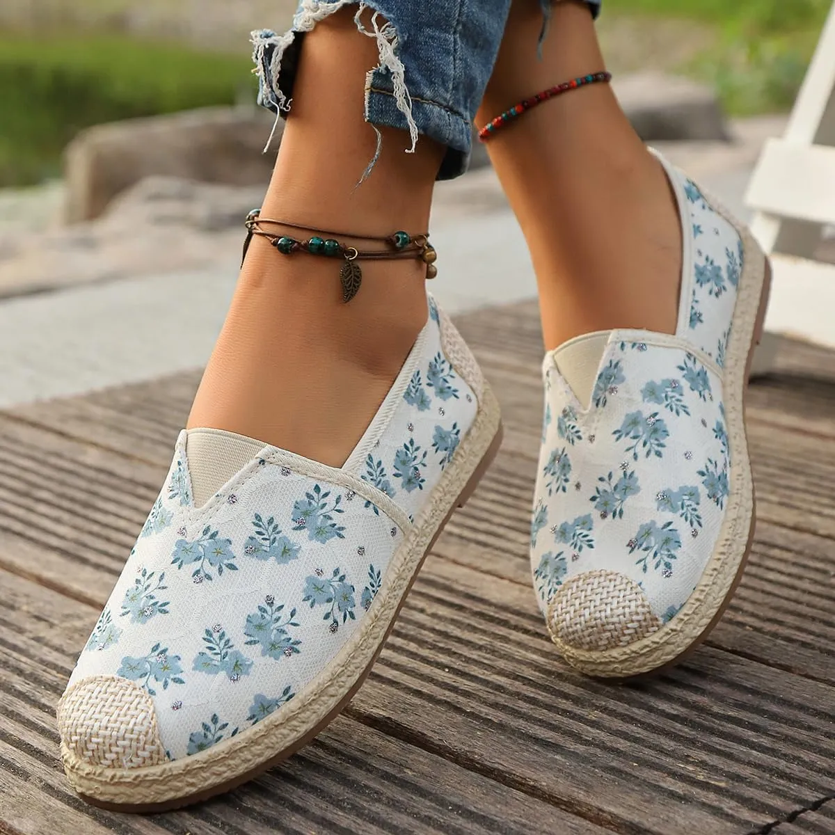 Women's Loafers Slip on Shoes, Low Top Canvas Embroidered Sneakers Non Slip Fashion Casual Shoes