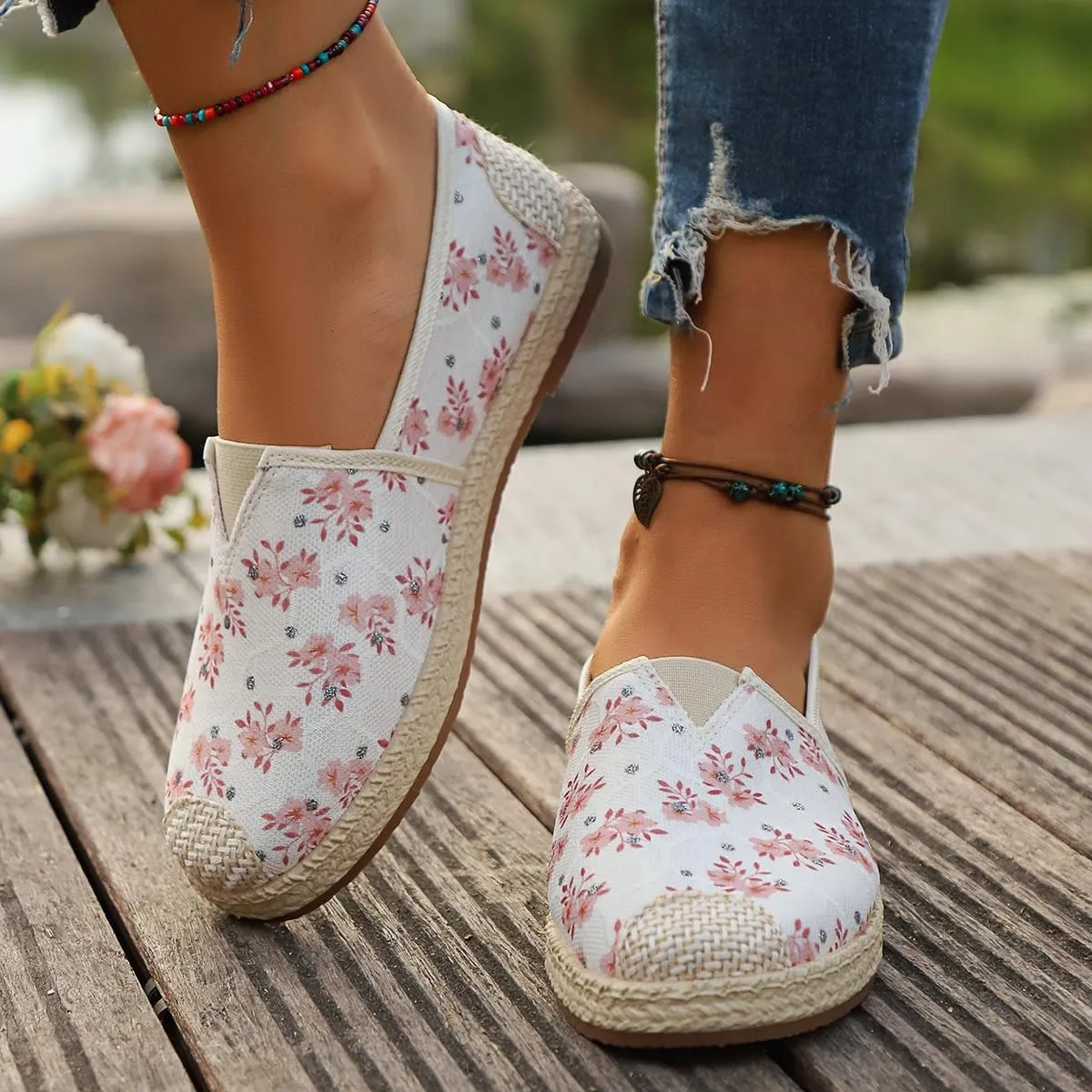 Women's Loafers Slip on Shoes, Low Top Canvas Embroidered Sneakers Non Slip Fashion Casual Shoes