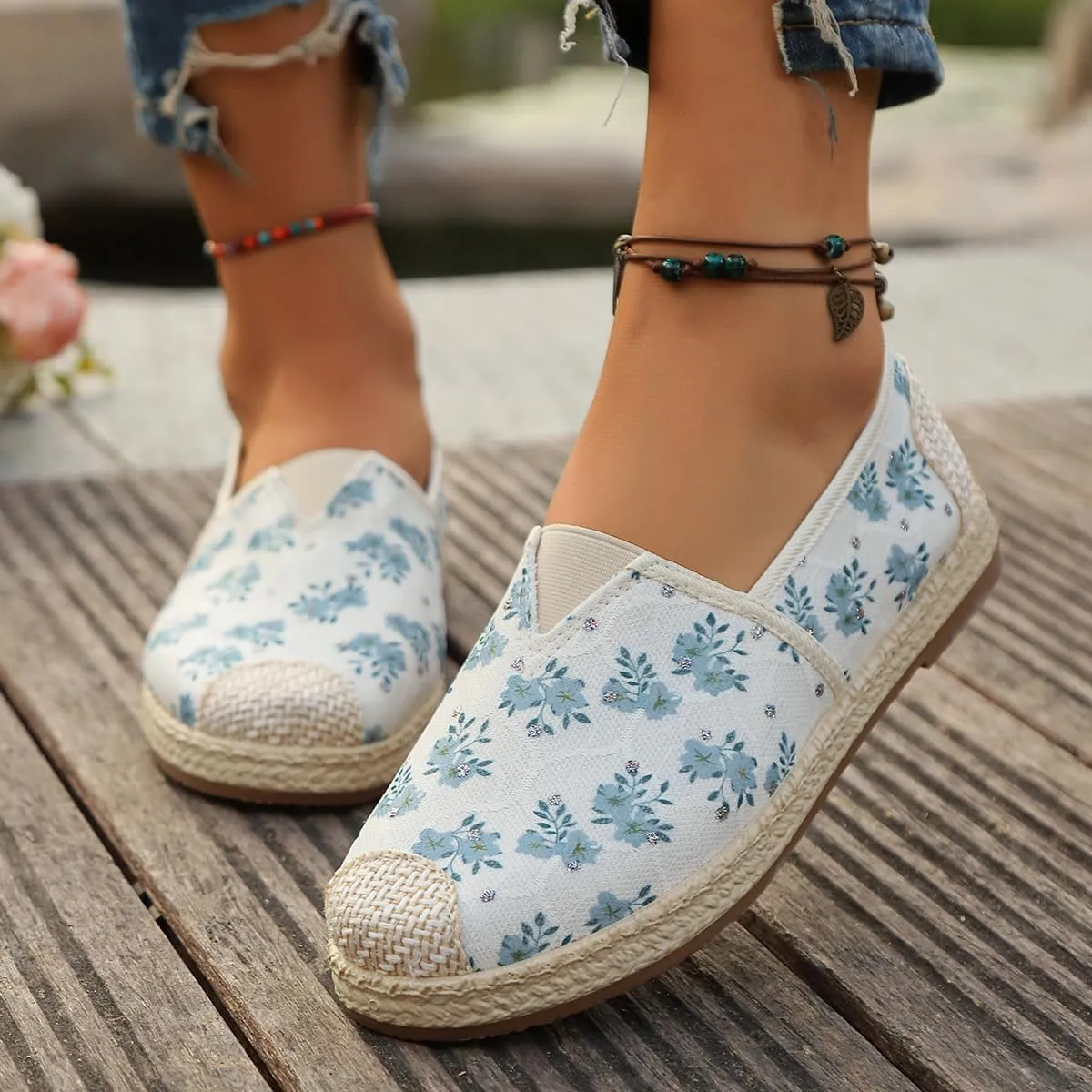 Women's Loafers Slip on Shoes, Low Top Canvas Embroidered Sneakers Non Slip Fashion Casual Shoes