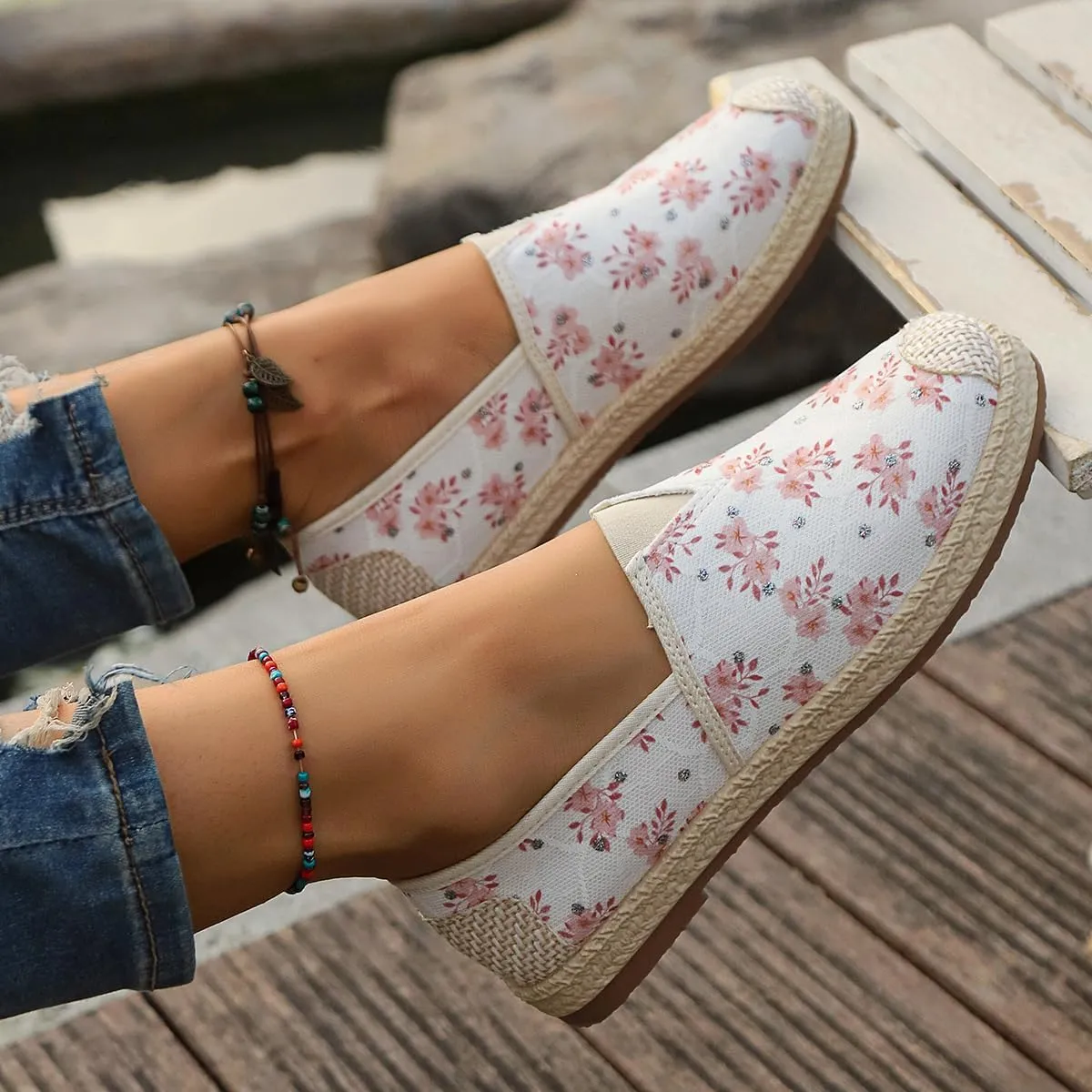 Women's Loafers Slip on Shoes, Low Top Canvas Embroidered Sneakers Non Slip Fashion Casual Shoes