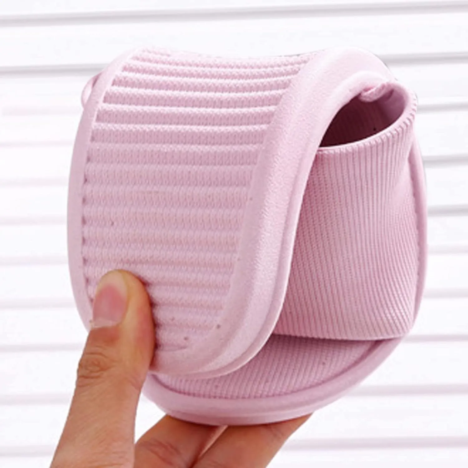 Women's Slides Indoor Slipper for Gym Soft Sole Bathroom Slipper Women's Summer Fashion Slides Sandal