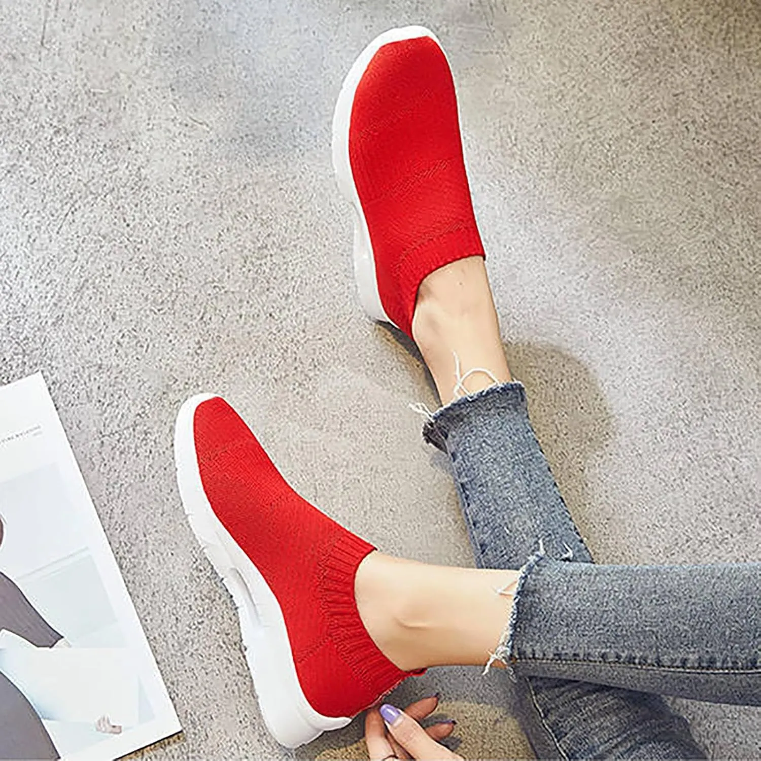 Women's Slip on Shoes Canvas Sneakers Loafers Non Slip Mens Casual Shoes Wide Width Brown Casual Shoes Walking Sneakers Waterproof Tennis Shoe White Loafers