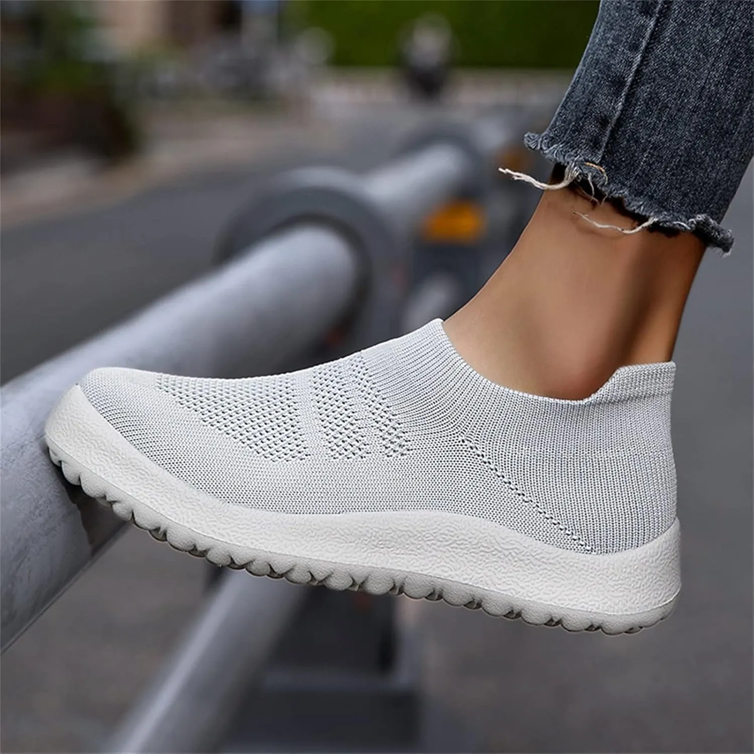Womens White Tennis Shoes Leather Sneakers Casual Walking Shoes for Women Mens Shoes Casual Dress Casual Loafers for Women 2024 Leather White Sneakers Women